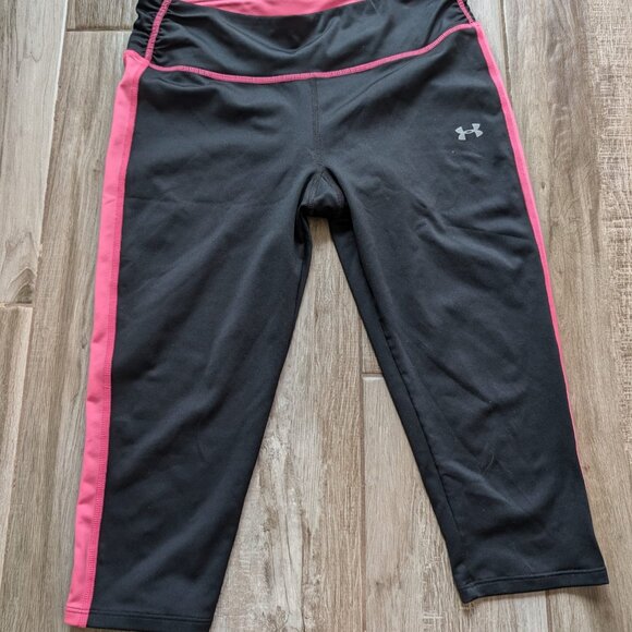 Under Armour All Season Gear Black Pink Cropped Leggings Women’s S - Picture 1 of 6